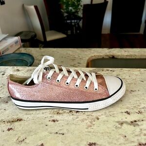 CONVERSE ALLSTARS GLITTER SNEAKERS